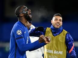 41' — удар от ворот. Ulasyv71zf4vfm