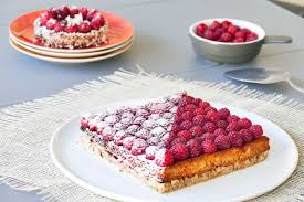 Https Www Assiettesgourmandes Fr 2020 07 Desserts Tarte Aux Framboises Et Moelleux Coco Inspire Par Christop Tarte Framboise Dessert Gourmand Recette Dessert