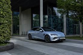 BYD ganará la carrera de la batería en estado sólido? 1.500 km de autonomía  y cargas en 12 minutos