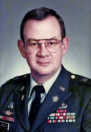 Fort Huachuca intelligence unit changes command