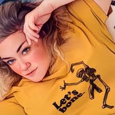 Omg!! Love both of them!! No clue they were even at the game.