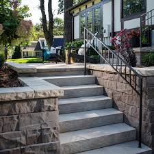 Exterior or outdoor stair, railing, guardrail, landing, tread, and step specifications & codes construction requirements for safe outdoor exterior stairway construction details & suggestions for safe stairways: Landings Concrete Block Step Units By Anchor Wall