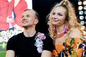 Ida nowakowska poprowadzi sylwestra z dwójką. Ida Nowakowska Wiadomosci Informacje Eska Pl