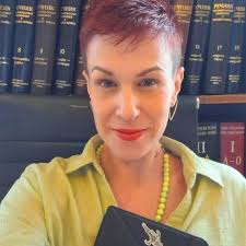 Thea Atkinson (@theaatkinsonauthor) • Instagram photos and videos