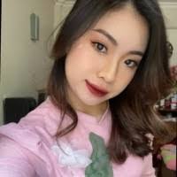 Pamela Pham's Instagram, Twitter & Facebook