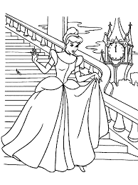 Tem desenhos das princesas rapunzel, cinderela, moana, branca de neve, tiana e muito mais! Lindos Desenhos Para Colorir Da Cinderela Melhores Imagens Princesa