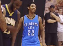 Cameron Payne Hula Dance Gifs Get The Best Gif On Giphy