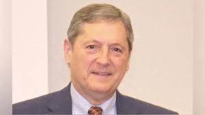 Angela Graves earns $58,100 working for the Illinois Department of Human  Services during 2019