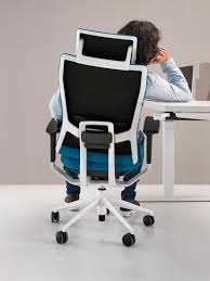 Les chaises vendues comme des « chaises ergonomiques » sont conçues pour convenir à toute une gamme de types physiques; Les Avantages De La Chaise De Bureau Ergonomique