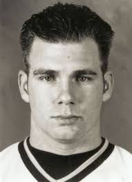 Player photos for the 1990-91 Hull Olympiques at hockeydb.com
