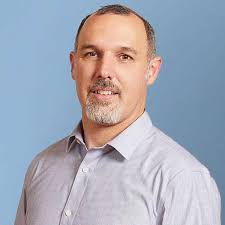 Santi Subotovsky's Investing Profile