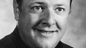 Tim Minga's Instagram, Twitter & Facebook