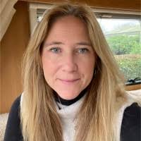 10+ "Amanda Sansom" profiles