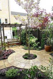 Simple Easy And Cheap Diy Garden Landscaping Ideas For Front Yards And Backyards Courtyard Gardens Design Small Courtyard Gardens Small Backyard Landscaping