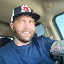 What information is available about Duluth camp?