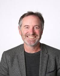 Sarah Cottier's Instagram, Twitter & Facebook