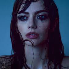 Quella volta non dovevi andare via, ero bellissima 💔💧 #Bellissima fuori  QUESTO VENERDÌ 2/9