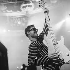 Birds Of A Feather Song Vulfpeck Joe Dart Of Vulfpeck Guitar Guitar Illustration Concert Photography