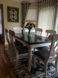 Farm Table Using Annie Sloan Chalk Paint Graphite On Top Pure White Legs And Chairs Chalk Paint Kitchen Painted Kitchen Tables Chalk Paint Kitchen Table