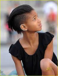 Photos Willow Smith Rocks A Chrome Ear Willow Smith Gorgeous Hair Short Hair Styles