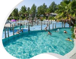 Camping Avec Piscine Au Pays Basque A Bidart Camping Oyam