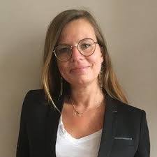 Claire Breton's Instagram, Twitter & Facebook