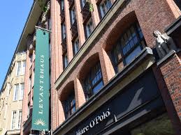 When entering levantehaus you will also see the park hyatt hotel, where at apples restaurant & bar you can enjoy excellent creations by the house chef. Levantehaus Hamburg Adresse Beschreibung Kommende Veranstaltungen