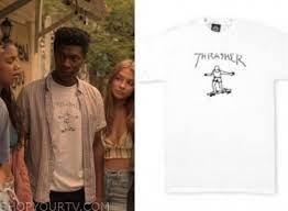 Buy outer banks clothing at affordable prices from the factory store! Outer Banks Season 1 Fashion Clothes Style And Wardrobe Worn On Tv Shows Shop Your Tv