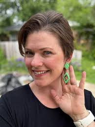 Playing around. Like an adult ;) Happy Friday 🤍 #moonhaven