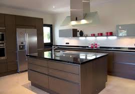 Anuncios de cocinas baratas en alicante. 10 Cocinas Modernas Con Estilo En Casas A La Venta Idealista News