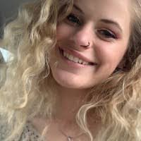 Victoria Taber's Instagram, Twitter & Facebook