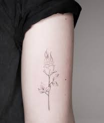 Download burning rose tattoo vector art. 1 247 Vind Ik Leuks 18 Opmerkingen Melina Wendlandt Xoxotattoo Op Instagram Burning Rose From A While Ago Really Enjo Burning Rose Tattoos Rose Tattoo