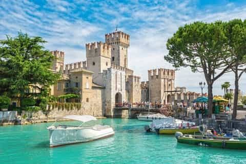 Najbolje iz ponude Sirmione Ture gliserima i skuterima za vodu 2026 – Besplatno otkazivanje | GetYourGuide