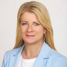 Irene Neumann's Instagram, Twitter & Facebook