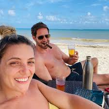 Saying goodbye to some awesome friends but heard good news for Canadian  travellers so we're expecting more!