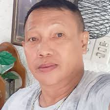 Ang Italyano na bersyon ng Pinocchio ay...