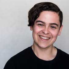 Jonathan Leon's Instagram, Twitter & Facebook