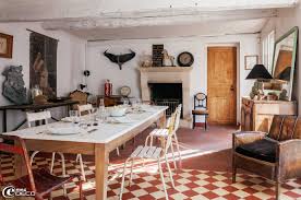 Enamel Topped Table Tomettes And Diapered Floor E Magdeco Brocante De La Bruyere Tomette Rouge Carrelage Rouge Cuisine Rouge Et Blanche