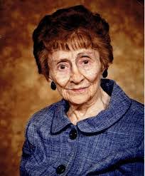 Ruth Getz's Instagram, Twitter & Facebook