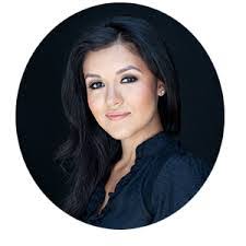 Rachel Pagan's Instagram, Twitter & Facebook