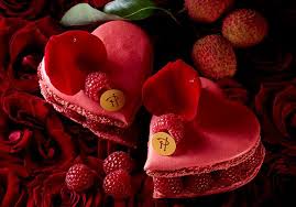 Les Macarons De La Saint Valentin By Pierre Herme Pierre Herme Saint Valentin Macaron
