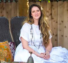 She was suffered from a pulmonary embolism following ankle surgery, passed away at the age of 41. 10 Guru Jagat Ideas Kundalini Kundalini Yoga Guru