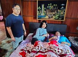 Download takdir yang tertulis ep akhir live streaming free dailymotion video, takdir. Pengarah Aku Yang Kau Gelar Isteri Terima Ugutan Bunuh Penonton Mahu Episod Akhir Ikut Selera Mereka Jangan Taasub Kita Buat Drama Sekadar Hiburan Hiburan Mstar