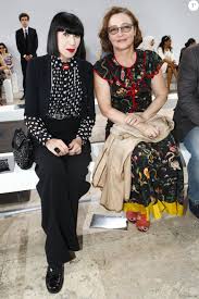 Actrice française née le 1 mai 1956 à paris. Chantal Thomass Et Catherine Frot Assistent Au Defile De Mode Haute Couture Automne Hiver 2019 2020 Georges Chakra Au Palais De Tokyo A Paris Le 1er Juillet 20 Purepeople