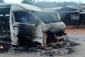 The order was to press for the release of its embattled leader, mazi nnamdi kanu. Ipob Members Burn Passenger In Imo For Flouting Sit At Home Order Profjaysblog