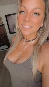 Nancy Deschamps (@DevilDeschamps) • Facebook, Connect with friends