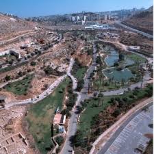 The tisch family zoological gardens in jerusalem, popularly known as the jerusalem biblical zoo, is a zoo located in the malha neighborhood of jerusalem, israel.it is famous for its collection of wildlife featured in the hebrew bible, as well as its success in breeding endangered species.according to dun and bradstreet, the biblical zoo was the most popular tourist attraction in. Tisch Family Zoological Gardens Tafnit