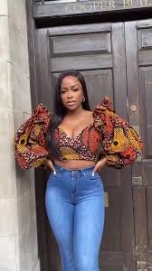 Ce sont des modèle de tenue africaine les mieux adaptées à tout type de style. Chic En Pagne Le Haut Est On Aime Ou Pas