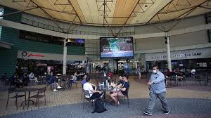 Tarik rem darurat! demikian cuitan dari akun twitter @gusdurians sebagaimana dikonfirmasi dan diizinkan untuk dikutip oleh alissa, jumat (25/6). Rencana Ppkm Darurat Mal Di Zona Merah Buka Sampai 5 Sore Nasional Tempo Co