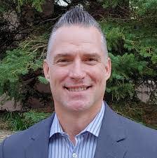 Devon Floyd's Instagram, Twitter & Facebook